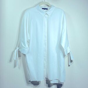 Lafayette 148 White Button Front Shirt, Size L Classic elegant blouse